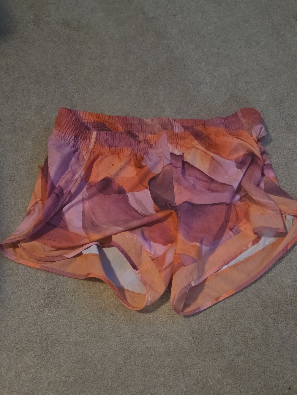 Athleta L MESH RACER RUN SHORT 4" - Picture 5 of 6